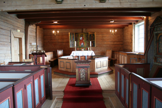 Fil:Åkra kyrkje, Kvinnherad Alterparti 2.jpg