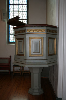 Fil:Ås kirke, Ås Prekestol 1.jpg