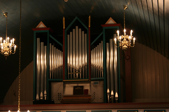 Fil:Åsane gamle kirke Orgel 2.jpg