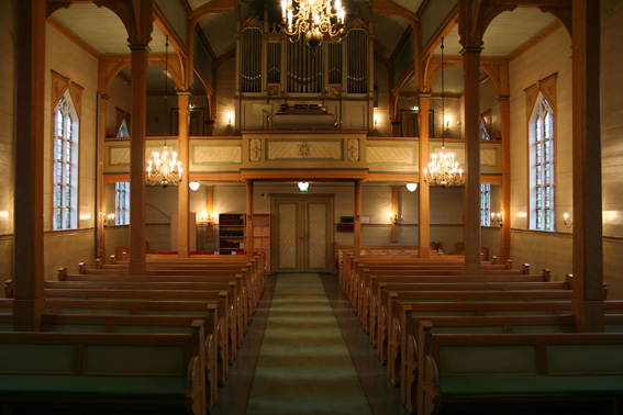 Fil:Ask kirke, Askøy Kirkerom bakre 2.jpg