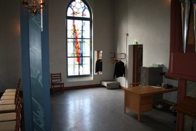 Fil:Asker kirke Galleri 1.jpg