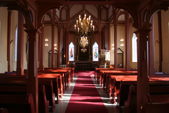 Fil:Austevoll kirke Kirkerom fremre.jpg