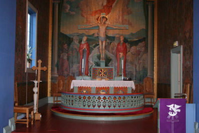 Fil:Bjørkelangen kirke Koret.jpg