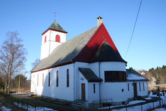 Fil:Førde kyrkje Fasade 1.jpg