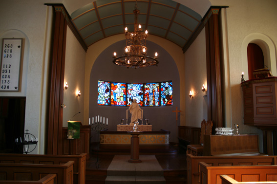 Fil:Førde kyrkje Koråpning.jpg