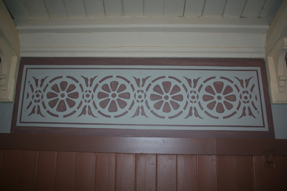 Fil:Fenstad kirke Dekor 2.jpg