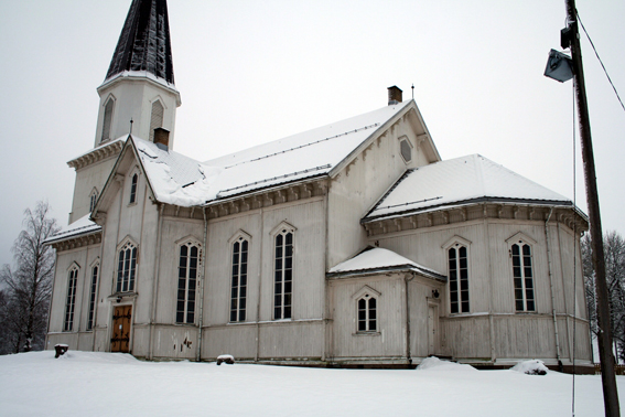 Fil:Fet kirke, Fetsund Fasade 2.jpg