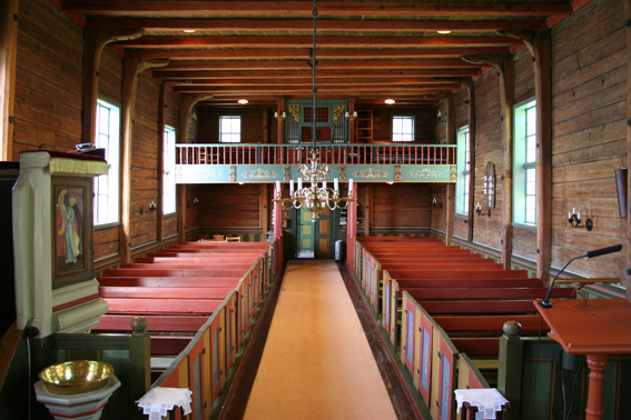 Fil:Fjelberg kyrkje Kirkerom bakre.jpg