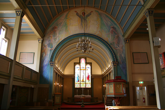 Fil:Fjell kyrkje, Sotra Koråpning.jpg