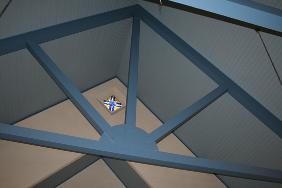 Fil:Frogn kirke Himling over kor.jpg