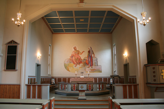 Fil:Fusa kyrkje Koråpning.jpg