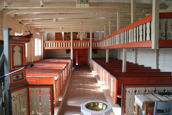 Fil:Grindheim kyrkje Kirkerom bakre.jpg