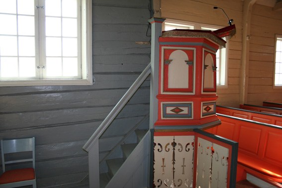 Fil:Grindheim kyrkje Prekestol 2.jpg