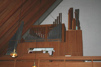 Fil:Holmen kirke, Asker Orgel 2.jpg