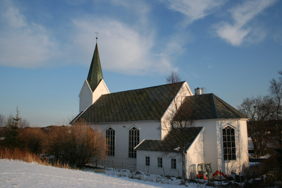 Fil:Hordabø kyrkje Fasade 5.jpg