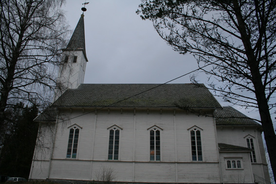 Fil:Ingeborgud kapell Fasade bilde 2.jpg