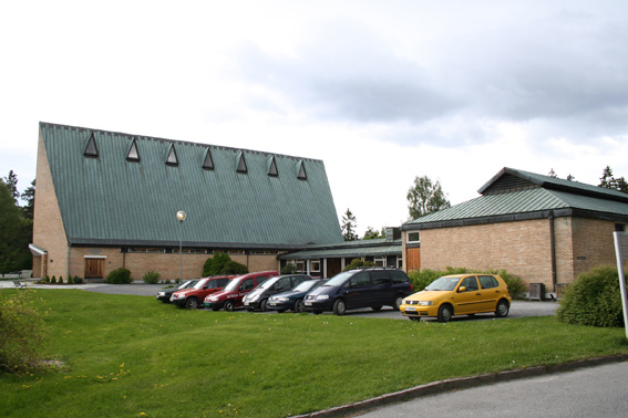 Fil:Jar kirke Avstandsbilde.jpg