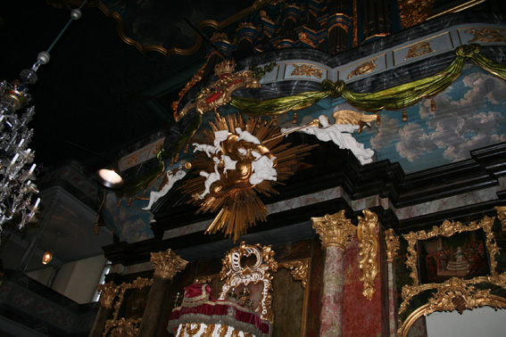 Fil:Kongsberg kirke Alterbildet.jpg