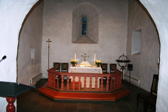 Fil:Lørenskog kirke Koret.jpg
