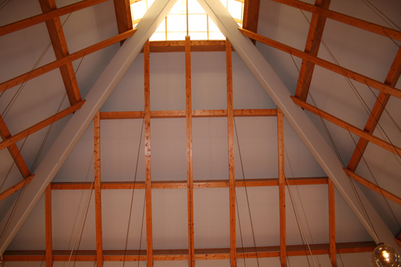 Fil:Landro kyrkje, Vesthordland Himling o.kor.jpg