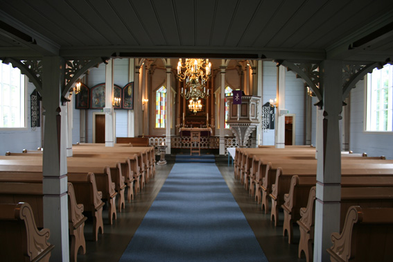 Fil:Lygra kyrkje Kirkerom fremre.jpg