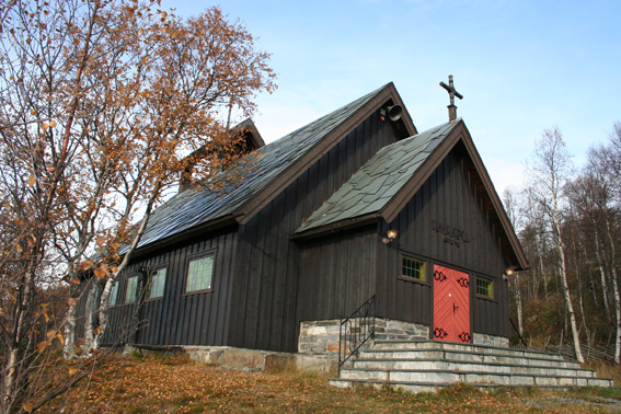 Fil:Lykkja kapell Fasade 4.jpg