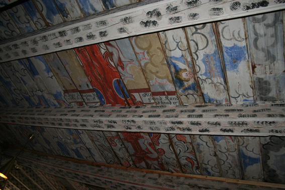 Fil:Lyngdal kirke, Flesberg Takdetalj 3.jpg