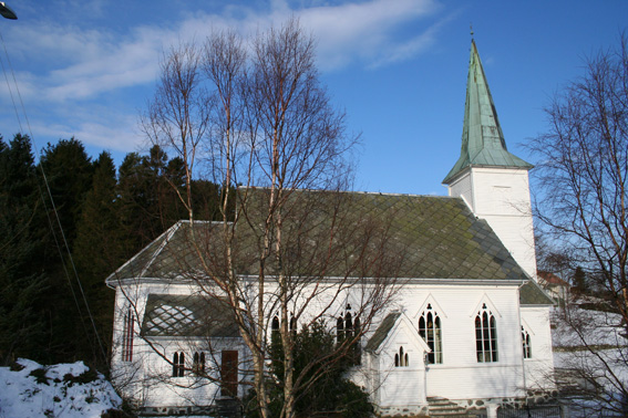 Fil:Møkster kirke, Stolmen Fasade 1.jpg