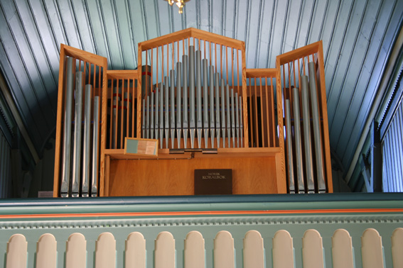 Fil:Mo kyrkje, Modalen Orgel 2.jpg