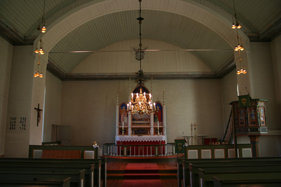 Fil:Myking kyrkje Koråpning.jpg