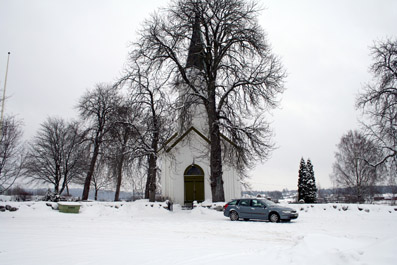 Fil:Nordby kirke, Ås Avstandsbilde.jpg