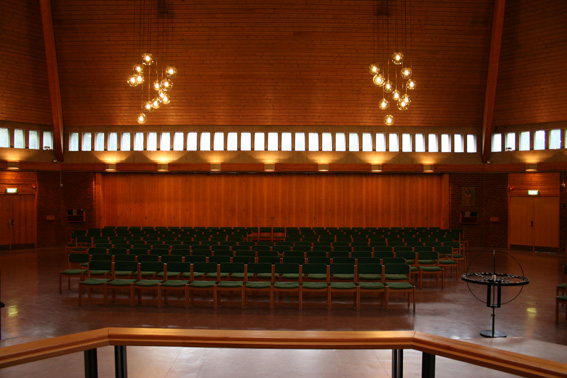 Fil:Nygård kirke Kirkerom bakre.jpg