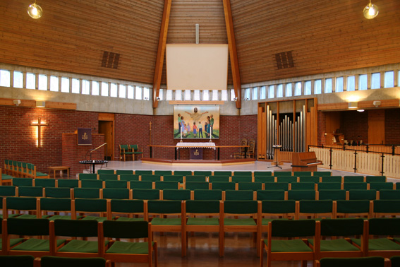 Fil:Nygård kirke Kirkerom fremre.jpg