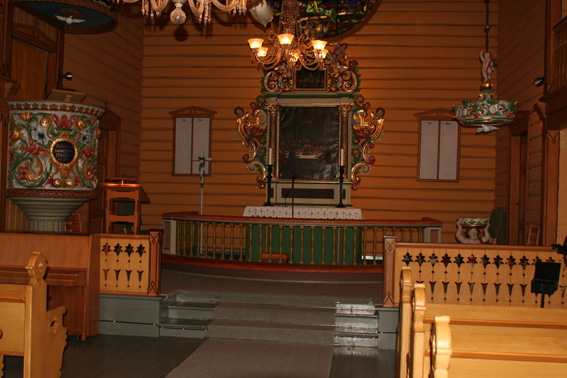 Fil:Nykirke kirke, Modum Koret.jpg