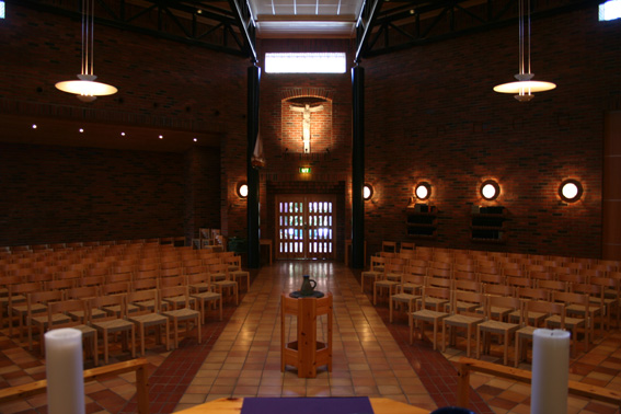 Fil:Nysæter kirke Kirkerom Bakre.jpg