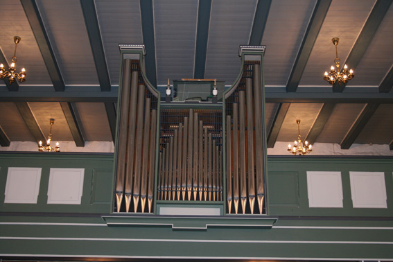 Fil:Råde kirke Orgel 2.jpg