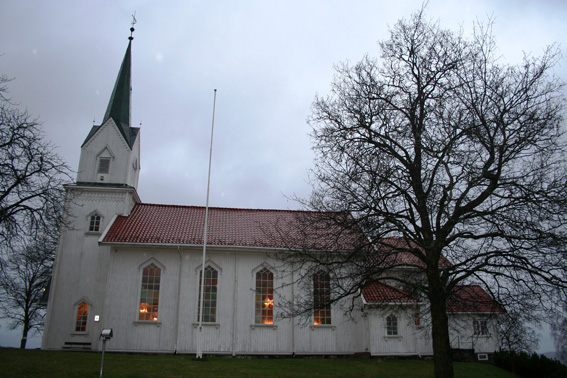Fil:Rælingen kirke Fasade.jpg