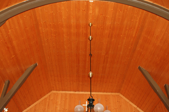 Fil:Rud kirke Himling over kor.jpg