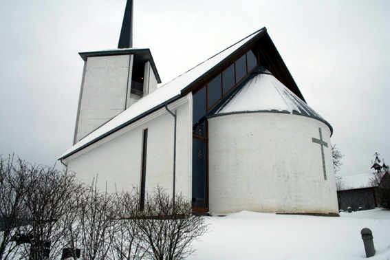 Fil:Såner kirke Fasade 2.jpg