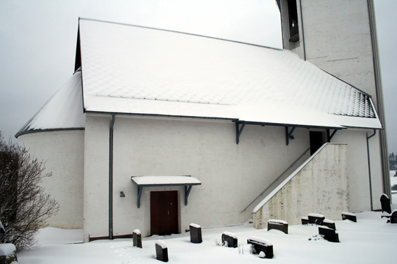 Fil:Såner kirke Fasade 4.jpg