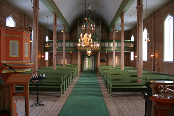 Fil:Sæbø kyrkje Kirkerom bakre.jpg