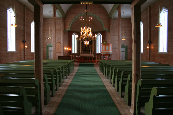 Fil:Sæbø kyrkje Kirkerom fremre.jpg