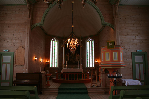 Fil:Sæbø kyrkje Korparti.jpg