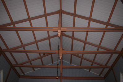 Fil:Søndre høland kirke Himling over kor.jpg