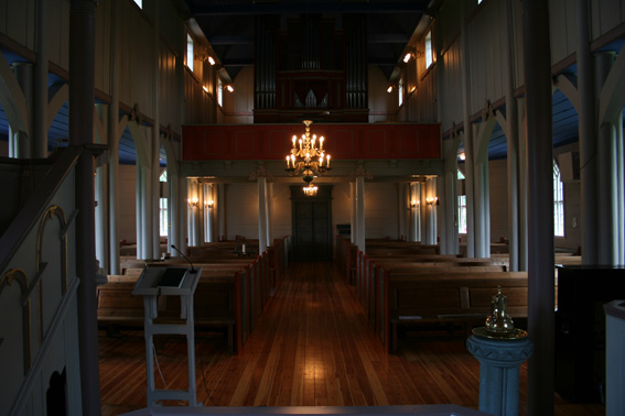 Fil:Samnanger kyrkje Kirkerom bakre 1.jpg