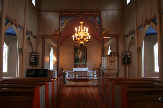 Fil:Samnanger kyrkje Koråpning 1.jpg