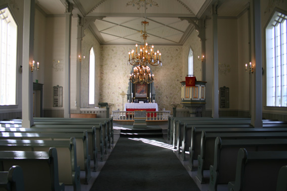 Fil:Seim kyrkje Kirkerom fremre.jpg