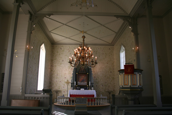 Fil:Seim kyrkje Koråpning.jpg