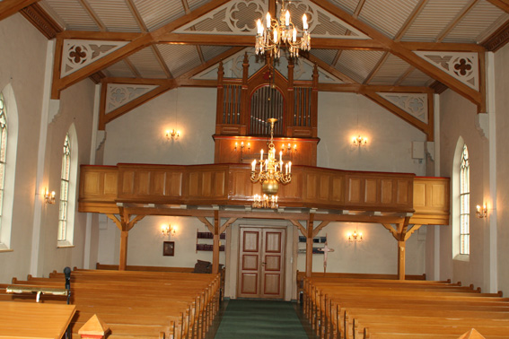 Fil:Snarum kirke Kirkerommet bakre.jpg