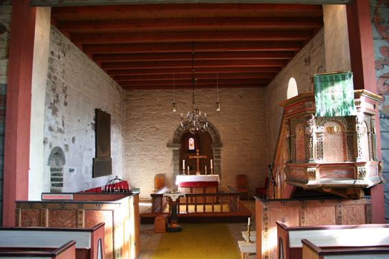 Fil:Stødle kyrkje, Etne Koråpning.jpg